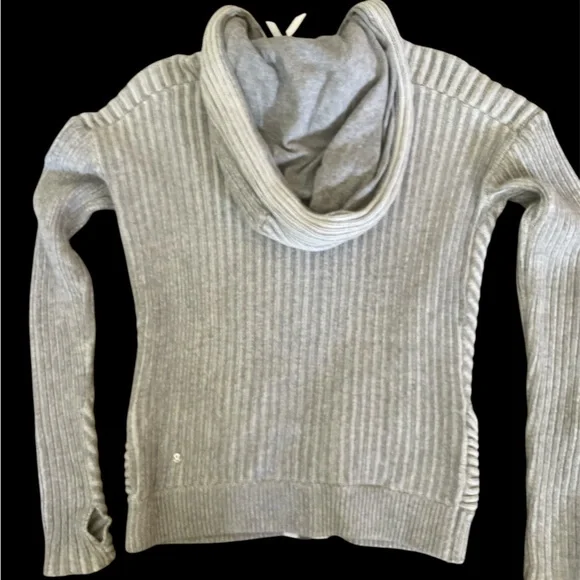 LULULEMON Scuba Ribbed full zip cardigan hoodie; size 10; grey - Picture 2 of 6